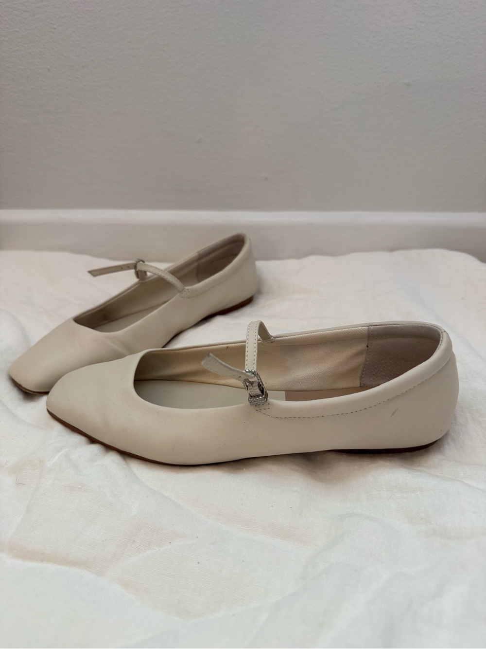 Dolce Vita Cream Mary Jane Flats - Picture 2 of 5